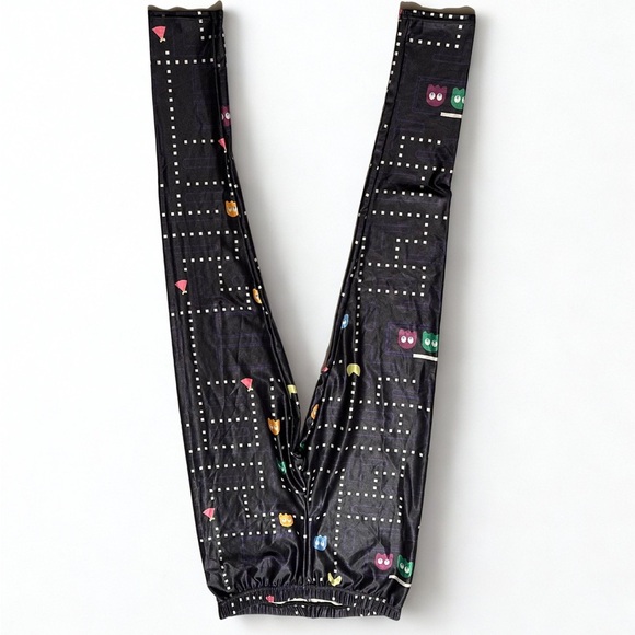 Women's Black Arcade-Themed Jeggings - Picture 3 of 3